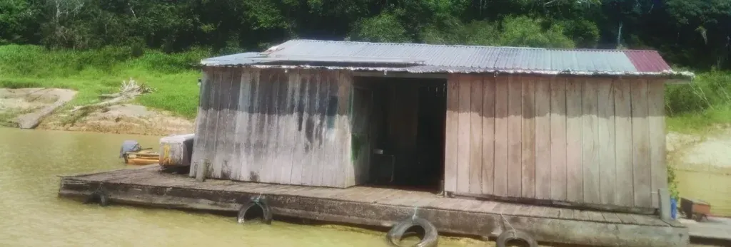 Remote riverside solar energy installation